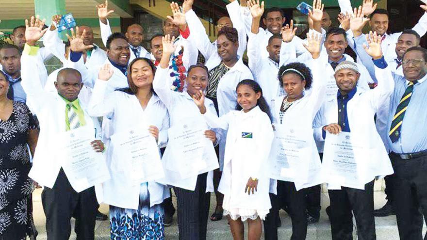 En 2007 el Ministerio cubano de Salud Pública y el Ministerio de Salud y Servicios Médicos de Islas Salomón firmaron un acuerdo de cooperación. (The Iland Sun)