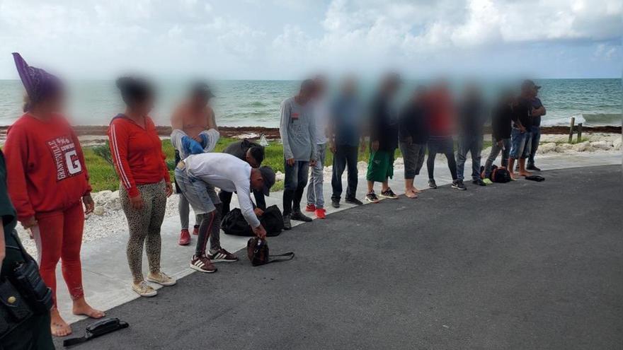 Este domingo la Patrulla Fronteriza informó de la detención de 17 balseros cubanos. (Twitter/@USBPChiefMIP)