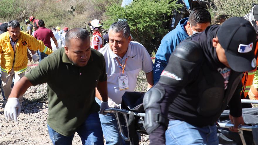 Los migrantes lesionados tras el accidente de tránsito en un ómnibus en el estado de San Luis Potosí tendrán permisos para permanecer 180 día en México. (Ayuntamiento de Mexquitic de Carmona)
