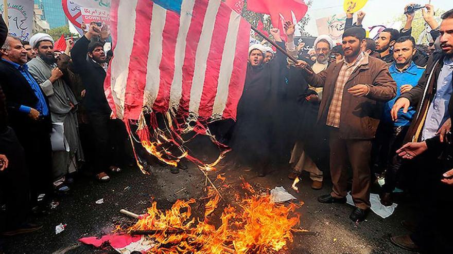 Protesta en Irán contra EE UU, al que muchos consideran culpable de impedir sus derechos. (Archivo/ EFE)