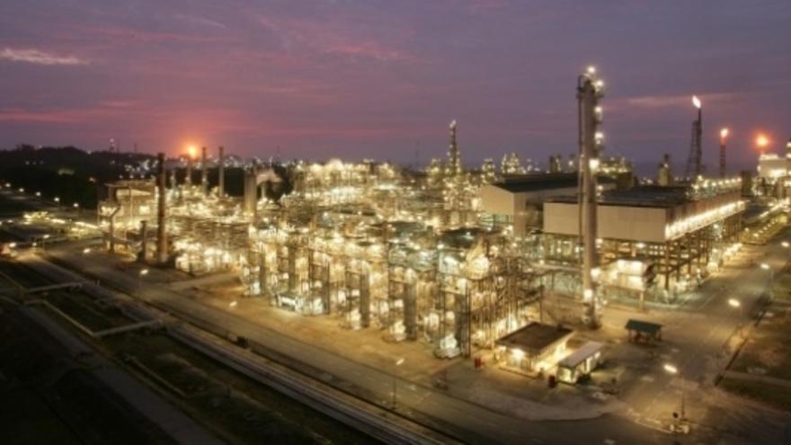 Qatar Petroleum aumentará su producción de gas natural en un 33%, pasando de 77 a 100 millones de toneladas por año. (Qatar Petroleum)