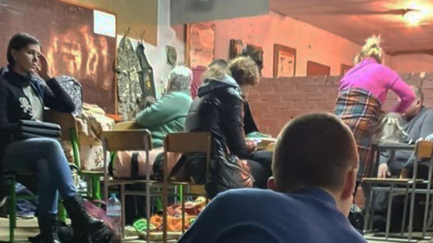 Raidel Arbelay Becerra pasó este jueves junto a su familia, su esposa y dos hijos, en un refugió en las inmediaciones de Kiev. (Raidel Arbelay)