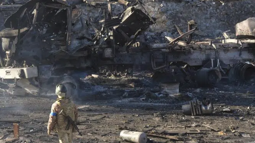  Ucrania ha reconocido haber sufrido al menos 198 muertos desde el comienzo el pasado jueves de la invasión de fuerzas rusas. (EFE)
