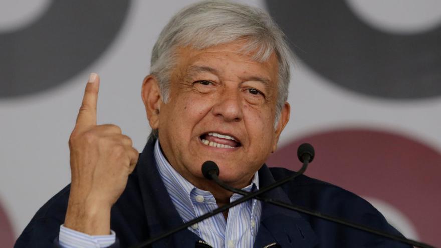 El supuesto apoyo de la Venezuela de Nicolás Maduro o la sospecha del largo brazo ruso para operar en su favor alimentaron el torbellino de críticas a Andrés Manuel López Obrador. (EFE)