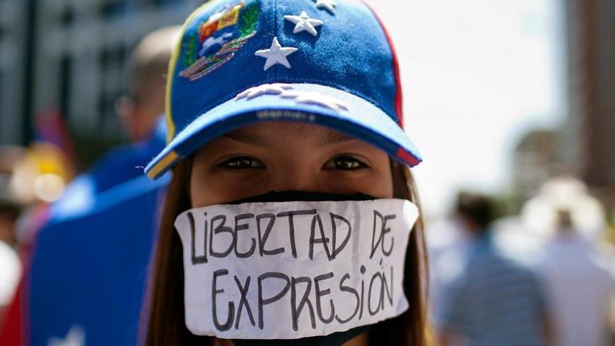 Venezuela está en el penúltimo lugar de 22 Estados americanos en materia de libertad de prensa. (EFE)