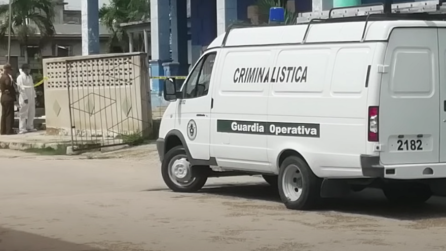 En la mañana de este viernes la Estación de Policía de Calabazar, en La Habana, estuvo rodeada con un fuerte operativo. (Captura/YouTube)
