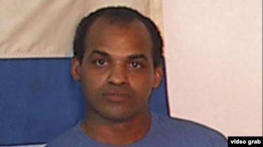 Orlando Zapata Tamayo murió en febrero de 2010 después de una larga huelga de hambre. (Captura)