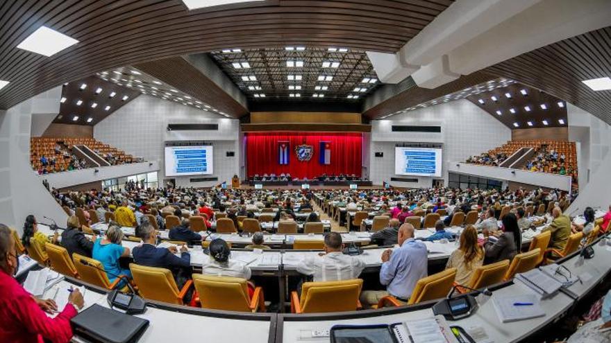Sesión extraordinaria de la Asamblea Nacional del Poder Popular en la que se aprobó el nuevo Código Penal. (Granma)