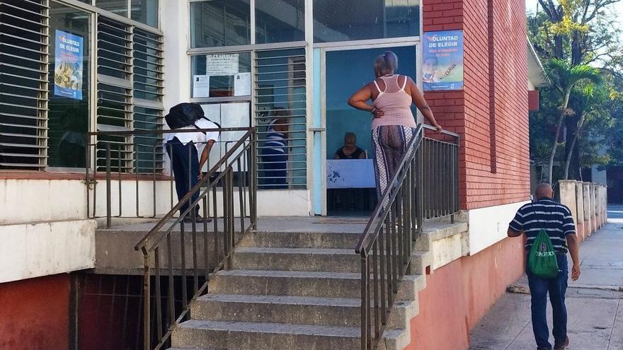 Colegio electoral en La Habana, este 27 de noviembre. (14ymedio)