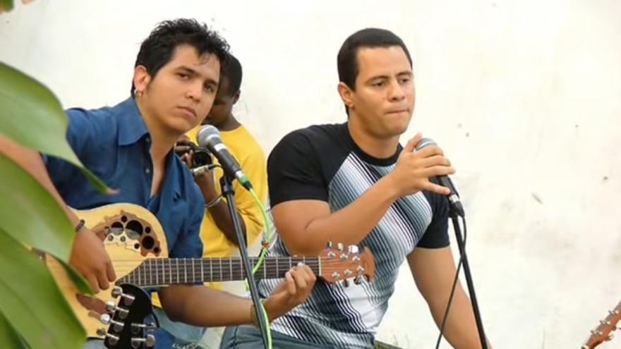 Yoel Martínez e Israel Rojas, los miembros del dúo Buena Fe. (Captura)