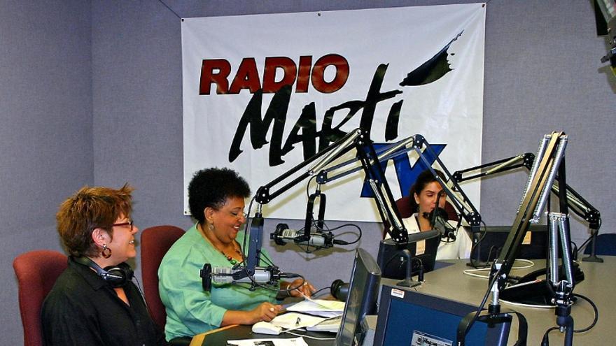 Radio Martí, aún con sus faltas, es vital en este momento en que arrecia la censura en Cuba. (CC)