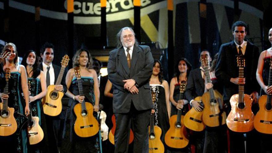 Jesús Ortega y su orquesta de guitarras Sonatas Habaneras. (Granma)
